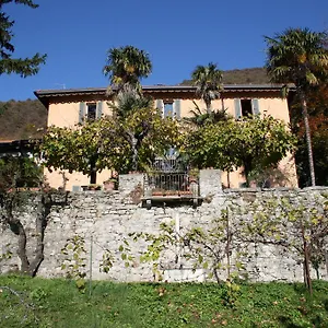  Bed & Breakfast Antico Glicine Italië